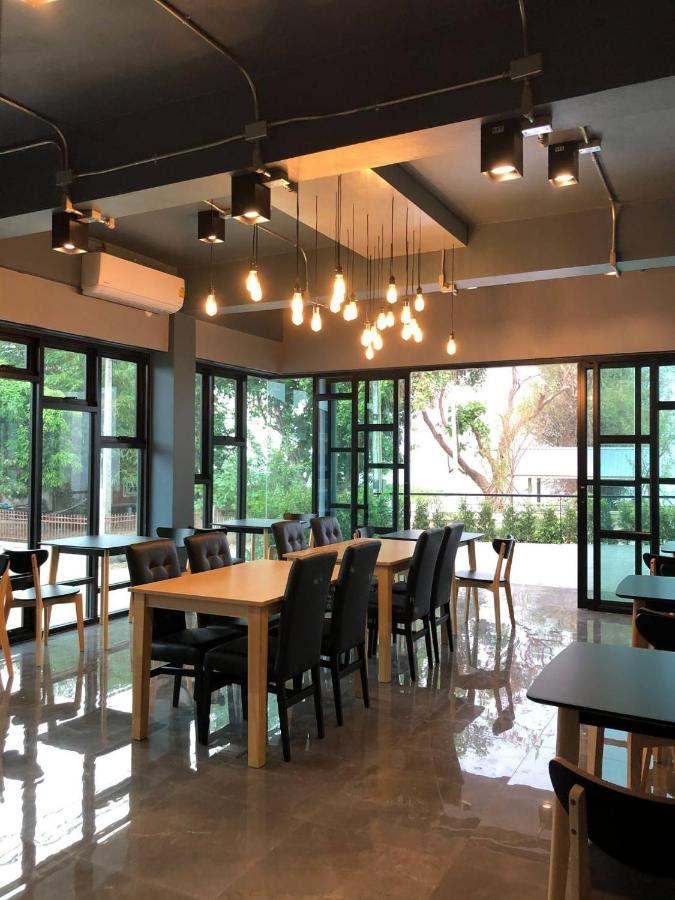 Abizz Hotel Kwanphayao Exterior photo